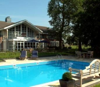 Landhotel De Ijsvogel Sint Nicolaasga Dış mekan fotoğraf