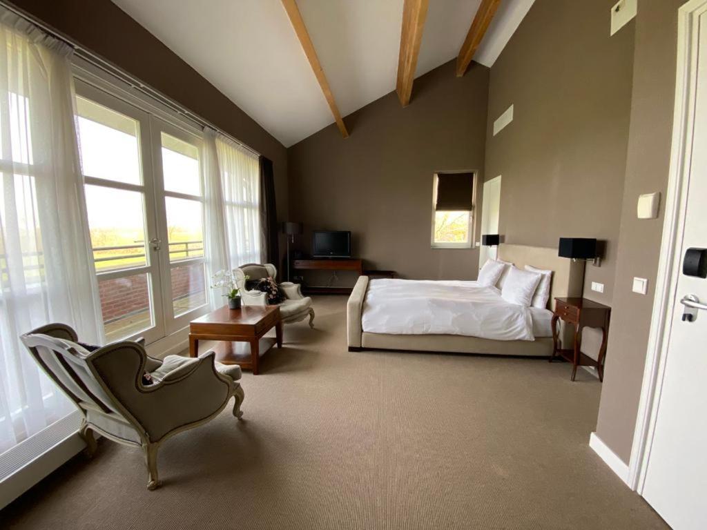 Landhotel De Ijsvogel Sint Nicolaasga Dış mekan fotoğraf