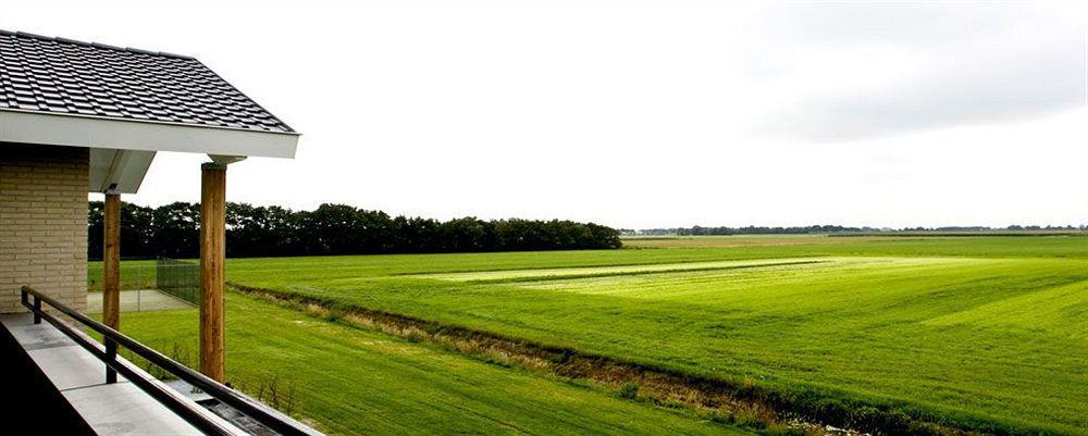 Landhotel De Ijsvogel Sint Nicolaasga Dış mekan fotoğraf
