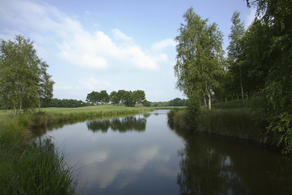 Landhotel De Ijsvogel Sint Nicolaasga Dış mekan fotoğraf